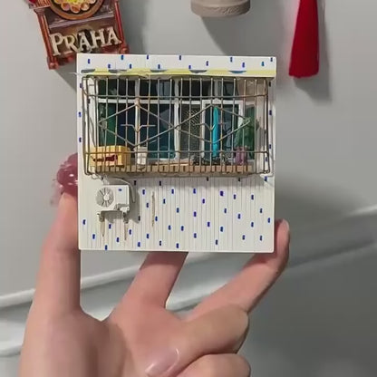 Miniature Fridge Worlds